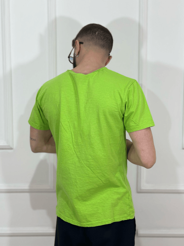 T-SHIRT COLLO A V AD-1330