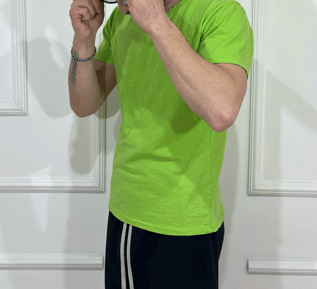 T-SHIRT COLLO A V AD-1330