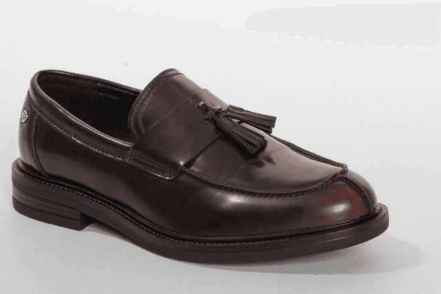 MOCASSINO  CON NAPPINE
